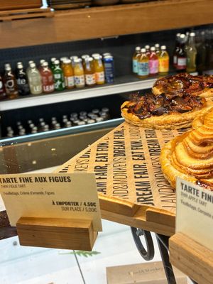 Fig tart at Land & Monkeys - Beaumarchais in Paris