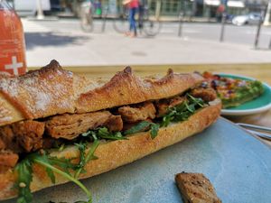 "chicken" mayo sandwich at Land & Monkeys - Beaumarchais in Paris