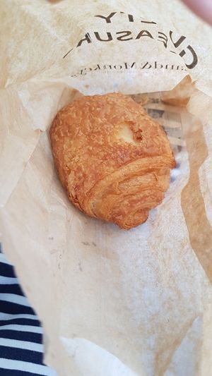 Pain au chocolat at Land & Monkeys - Beaumarchais in Paris
