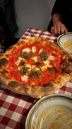 Pepperoni pizza at Al Sanpietrino Trattoria in Lisbon