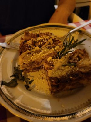 Lasagne at Al Sanpietrino Trattoria in Lisbon