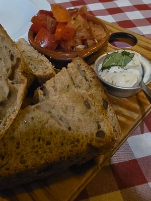  at Al Sanpietrino Trattoria in Lisbon