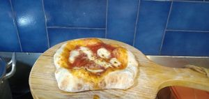 Pizza Margherita at Al Sanpietrino Trattoria in Lisbon