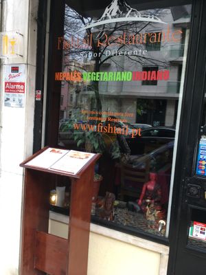 Restaurant entrance at Fishtail in Lisbon