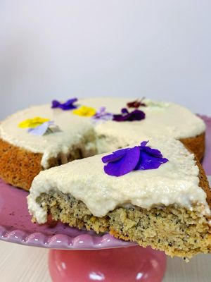 Torta de Naranja con Semillas de Amapola  at Nats Pasteleria  in Bogota