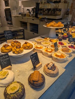 vegan options at the display at Chök in Madrid