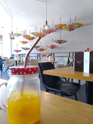 Lemonade and fancy interior at Taste of India  in Opava