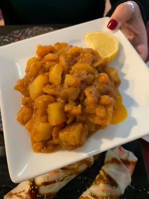 curry potatoes at Taj Palace in Malaga