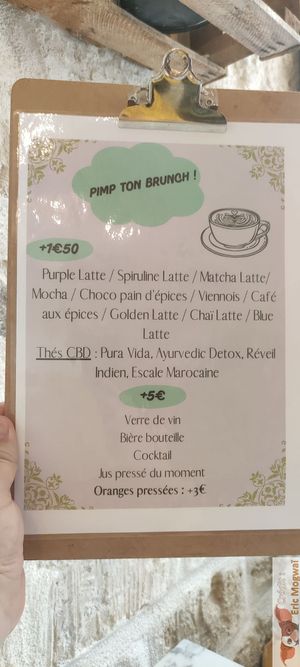 Brunch menu at Urban Greener in Paris