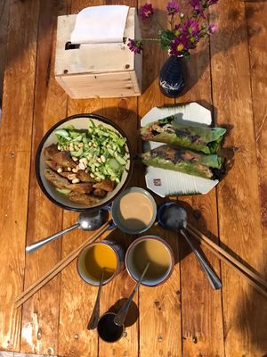 Noodle & spring roll, spring roll with veegie, seeds milk at Dieu Thien in Ninh Binh