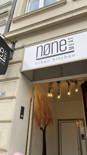 Eingang at Nøne Meat in Luebeck