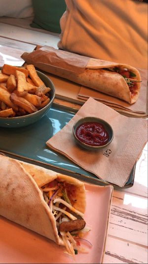 Türkische Pizza mit Soja at Nøne Meat in Luebeck