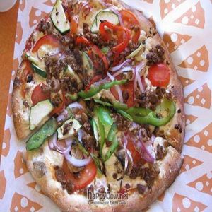 Daiya Cheese Pizza at Z Pizza in Honolulu