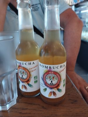 Kombuchas at Brawcoli in Lorient