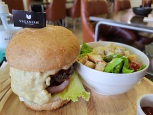 Cheeseburger and side salad at Veganerie - Nana in Bangkok