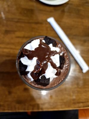 Chocolate brownie smoothie at Veganerie - Nana in Bangkok
