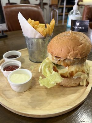 Beyond burger at Veganerie - Nana in Bangkok