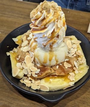 Banoffie pancakes (I think) at Veganerie - Nana in Bangkok