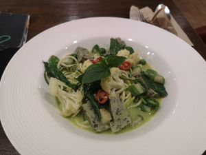 Green curry zoodles at Veganerie - Nana in Bangkok