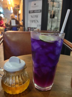 Butterfly pea flower at Veganerie - Nana in Bangkok