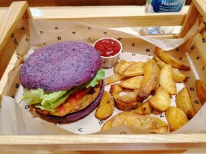  at Flower Burger in Rome