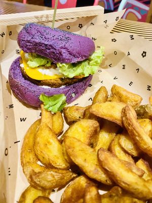 Flower burgerrs  at Flower Burger in Rome