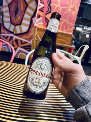 Cerveza (+2€ en el menú)  at Flower Burger in Rome