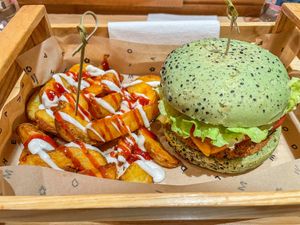 Jungle BBQ burger  at Flower Burger in Rome