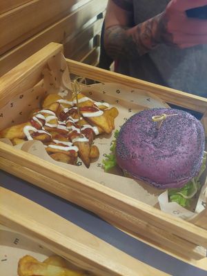  at Flower Burger in Rome