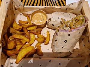  at Flower Burger in Rome