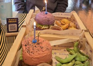  at Flower Burger in Rome