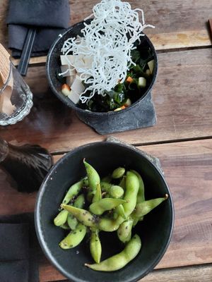 Edamame& seaweed salad at Noru in Bacalar