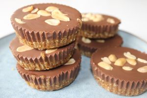 Peanutbutter cups at Veganska Kakor in Malmo