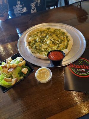 Garlic bread and Caesar salad at Tarantino's Vegan in Las Vegas
