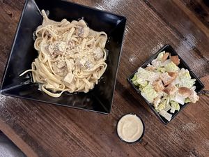 Chicken fettuccini Alfredo and side Caesar salad  #Veganuary at Tarantino's Vegan in Las Vegas