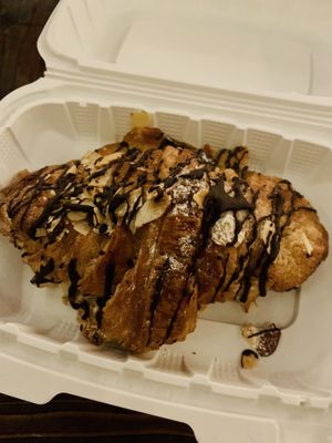 Chocolate almond croissant 🥐   at Tarantino's Vegan in Las Vegas
