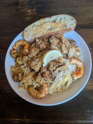 Cajun chicken and shrimp alfredo at Tarantino's Vegan in Las Vegas