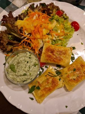  at Frau Rauscher Apfelweinwirtschaft in Frankfurt