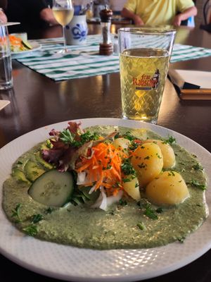  at Frau Rauscher Apfelweinwirtschaft in Frankfurt