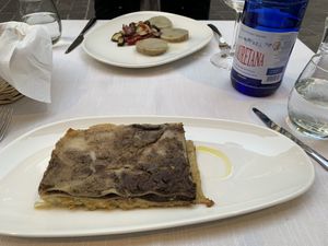 Seitan and lasagna at Il Lughino in Como