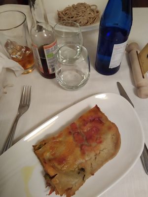 Lasagne primavera e spaghetti integrali al sugo di noci at Il Lughino in Como