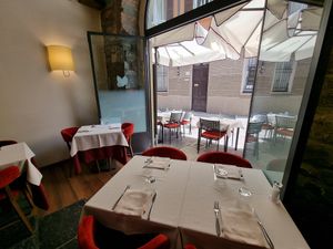 Interior and terrace at Il Lughino in Como