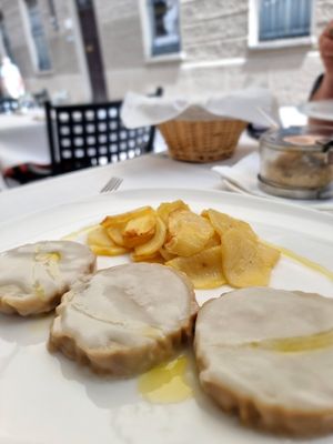 Seitan in white wine sauce at Il Lughino in Como