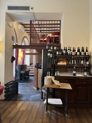 First and Second Level Seating   at Il Lughino in Como