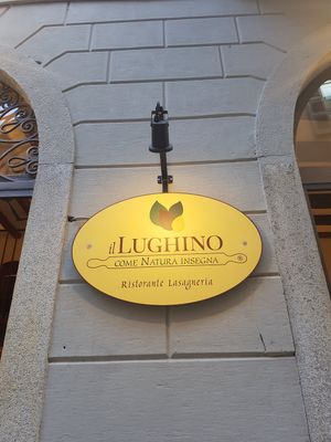 Insegna at Il Lughino in Como