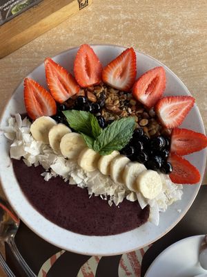 Açaí bowl   at Cassis in Temuco