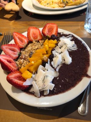 Açaí bowl  at Cassis in Temuco