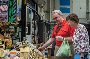 Shopping during the vegan food tour at Genoa Vegan Tours in Genoa