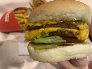 Halo burger  at Halo Burger in London