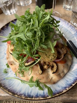 Flatbread falafell  at Jells Lunchcafe in Middelburg